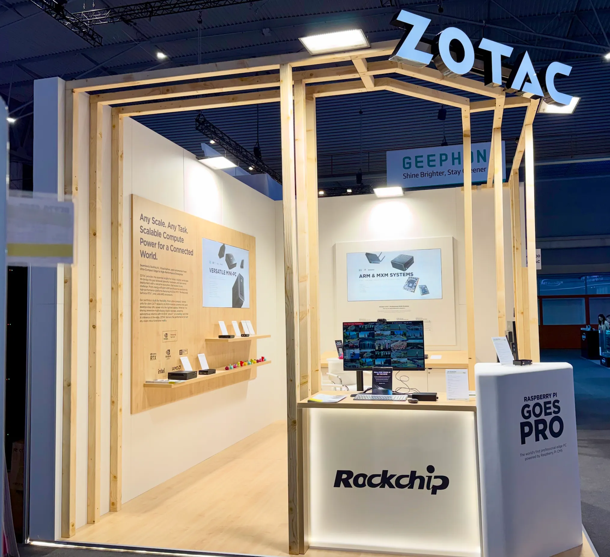 ZOTAC — ZOTAC — targi w Niemczech (2)
